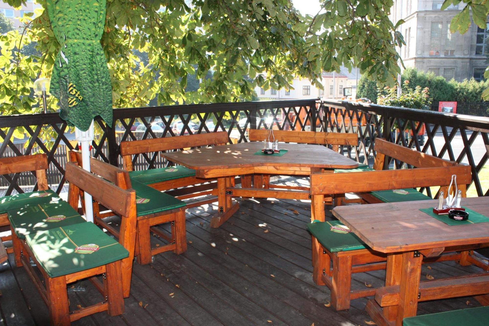 Hotel Hynek Наход Екстер'єр фото
