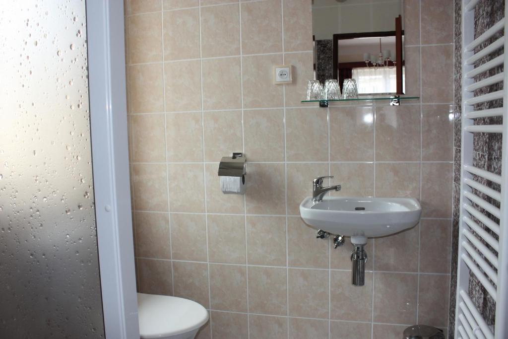 Hotel Hynek Наход Номер фото